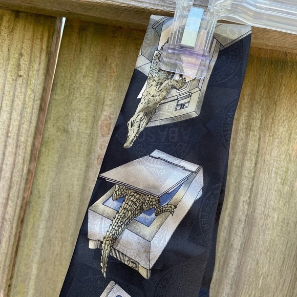 Vintage Tabasco 100% Silk Gator and Computer Novelty Printed Neck Tie - Picture 7 of 8